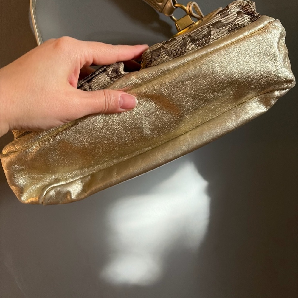Vintage Y2K Coach legacy F12869 in rare color champagne signature - Picture 6 of 11
